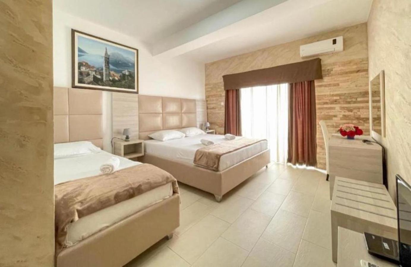 Imperial Hotel Ulcinj Exterior photo